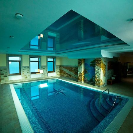 Карпаты Khust Bagian luar foto
