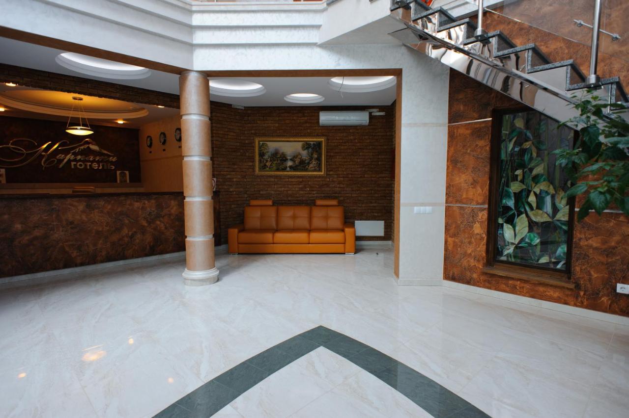 Карпаты Khust Bagian luar foto