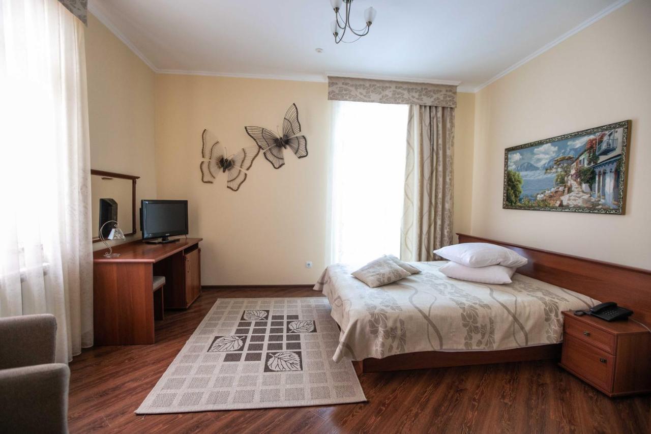 Карпаты Khust Bagian luar foto