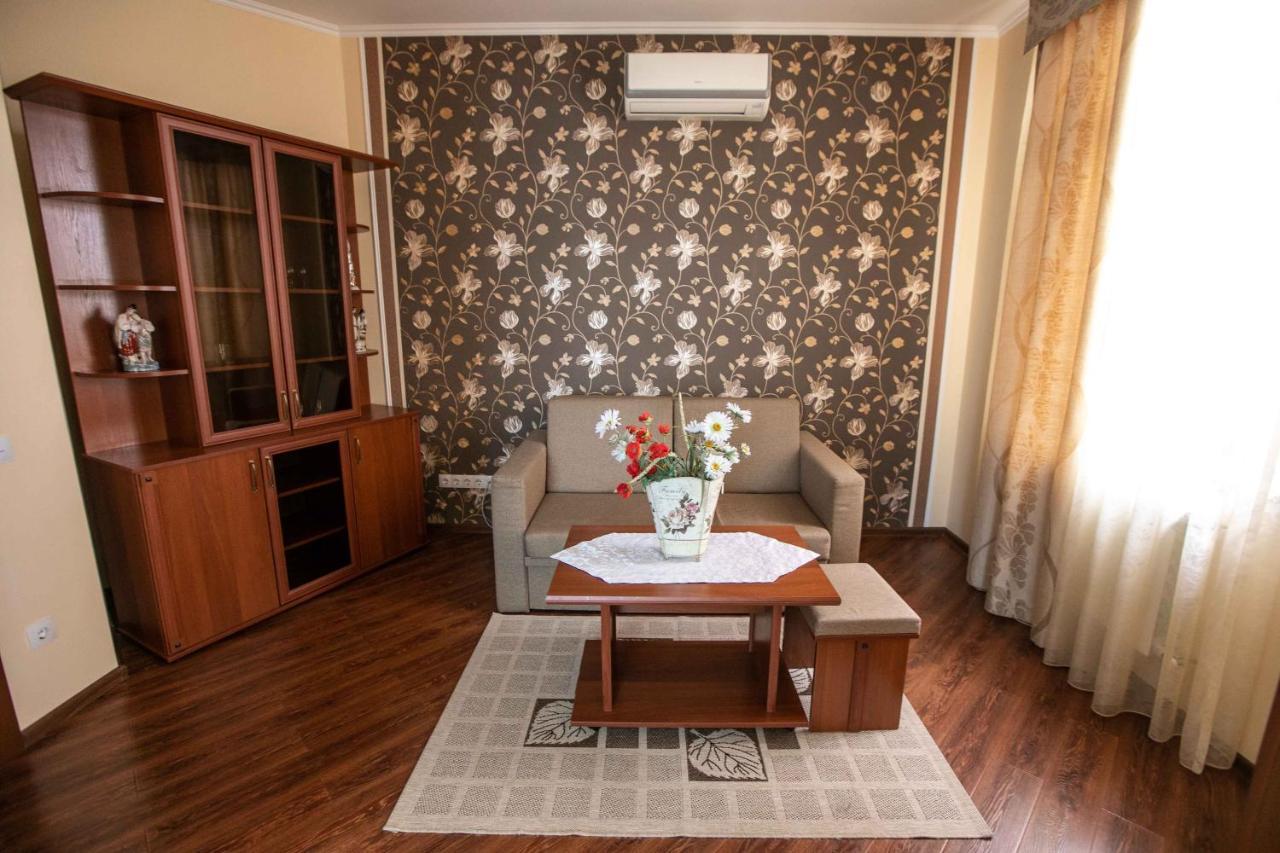 Карпаты Khust Bagian luar foto